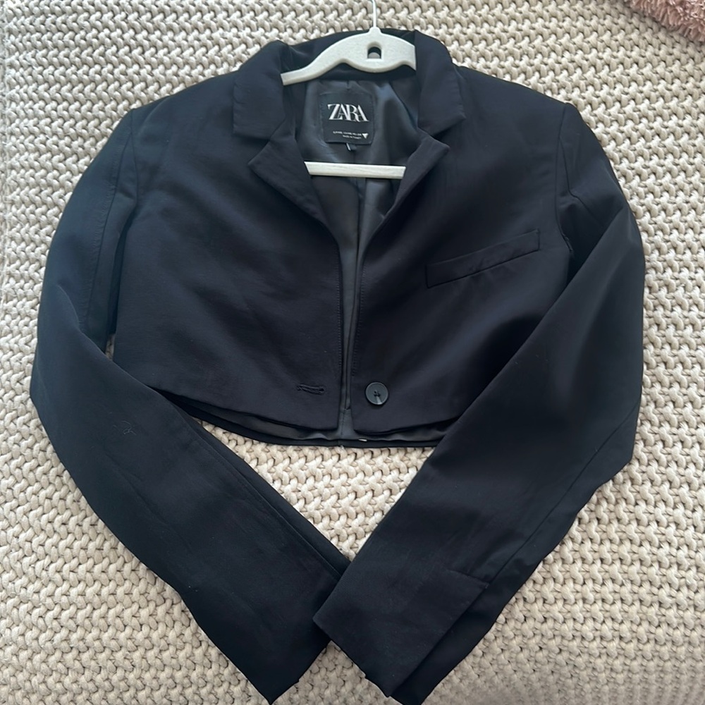 Zara Black Cropped Blazer